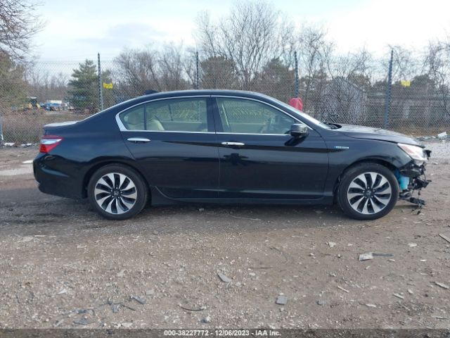 JHMCR6F77HC005280 Honda Accord Hybrid Touring