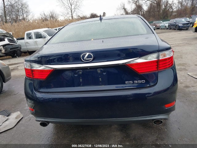 Lexus ES 350 2015 JTHBK1GG3F2171199 Image 16