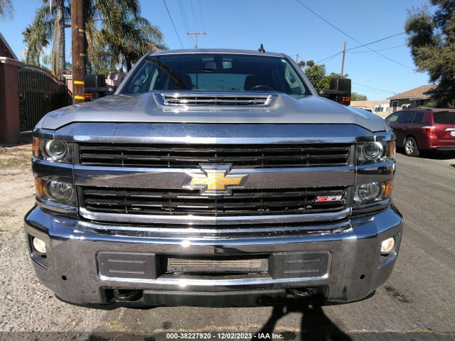 Chevrolet Silverado 2500hd Lt 2018 1GC1KVEY3JF150144 Image 13