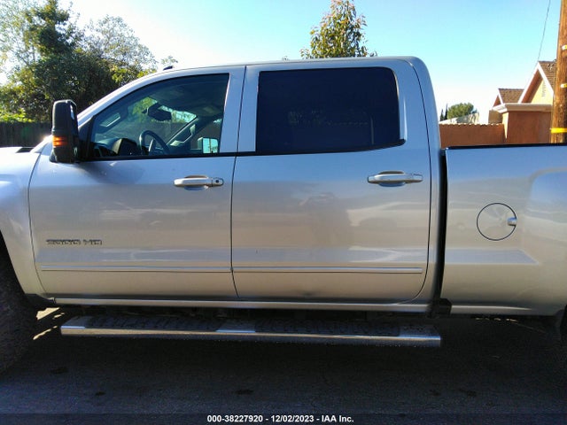 Chevrolet Silverado 2500hd Lt 2018 1GC1KVEY3JF150144 Image 15