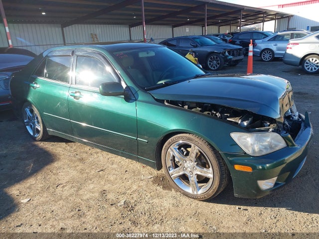 2001 LEXUS IS 300 BASE (A5) VIN: JTHBD182910025701