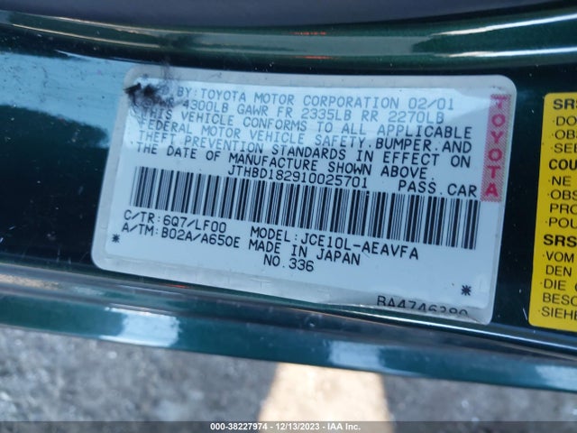 2001 LEXUS IS 300 BASE (A5) VIN: JTHBD182910025701
