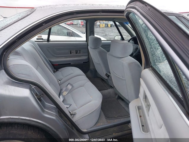 1992 OLDSMOBILE 88 ROYALE LS VIN: 1G3HY53LXNH312723