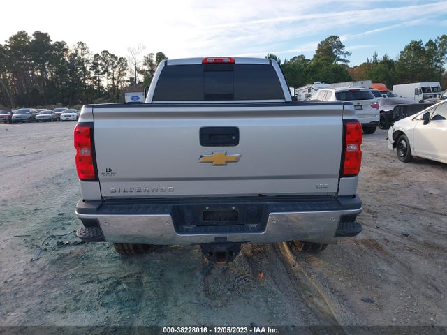 Chevrolet Silverado 2500hd Ltz 2015 1GC1KWE82FF673300 Image 16