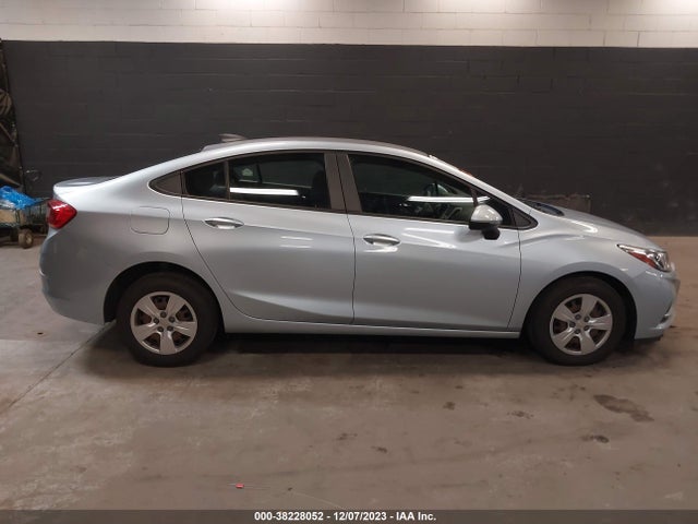 Chevrolet Cruze Ls Auto 2017 1G1BC5SM5H7271130 Image 13