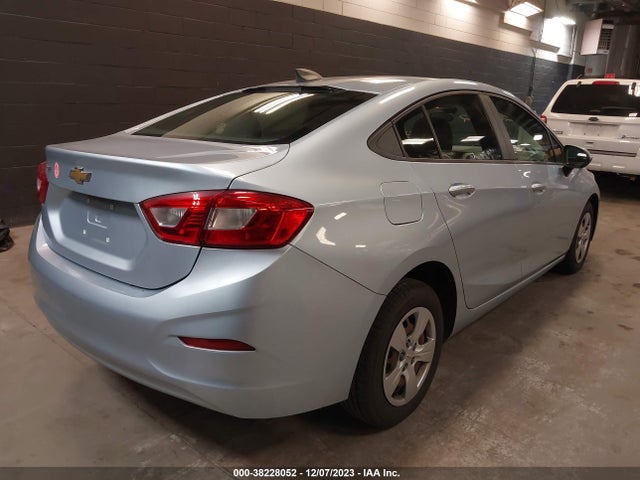 Chevrolet Cruze Ls Auto 2017 1G1BC5SM5H7271130 Image 4