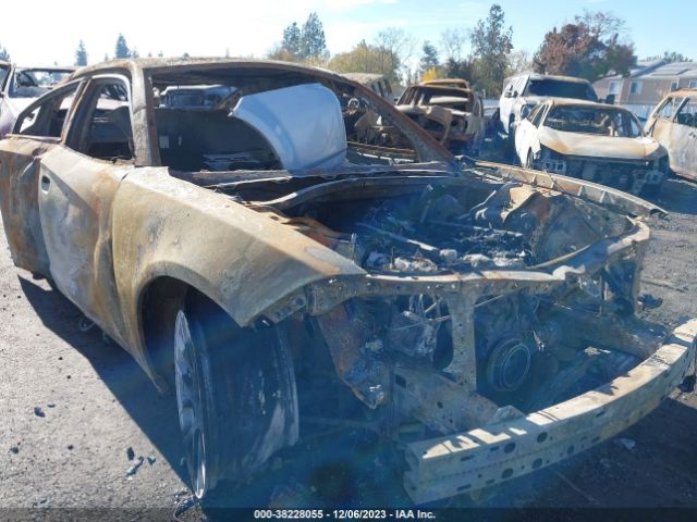2C3CDXGJ8JH134393 Dodge Charger R/t Scat Pack Rwd
