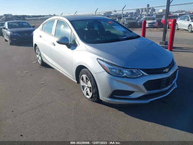 Chevrolet Cruze Ls Auto 2017 1G1BC5SM4H7272981 Image 1