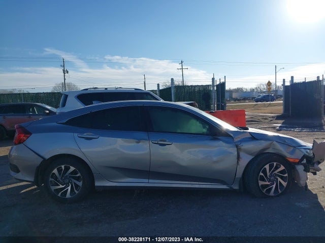 Honda CIVIC EX 2018 19XFC2F7XJE039480 Image 12