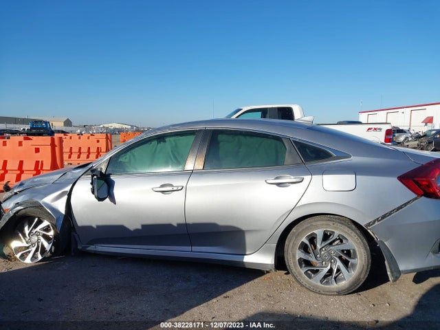 Honda CIVIC EX 2018 19XFC2F7XJE039480 Image 13