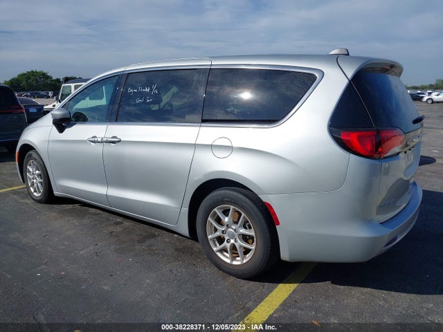 2C4RC1CG0NR215808 Chrysler Voyager Lx