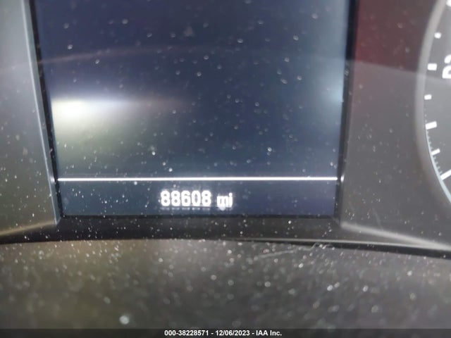 Chevrolet EQUINOX LT 2018 2GNAXJEV4J6202947 Image 13