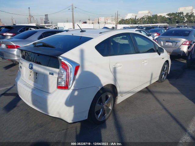 2013 Toyota Prius Three Se მანქანა იყიდება აუქციონზე, vin: JTDKN3DU9D5625028, აუქციონის ნომერი: 38228719