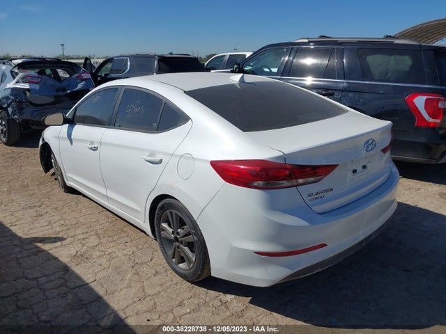 Hyundai Elantra Value Edition 2018 5NPD84LF3JH224496 Image 3