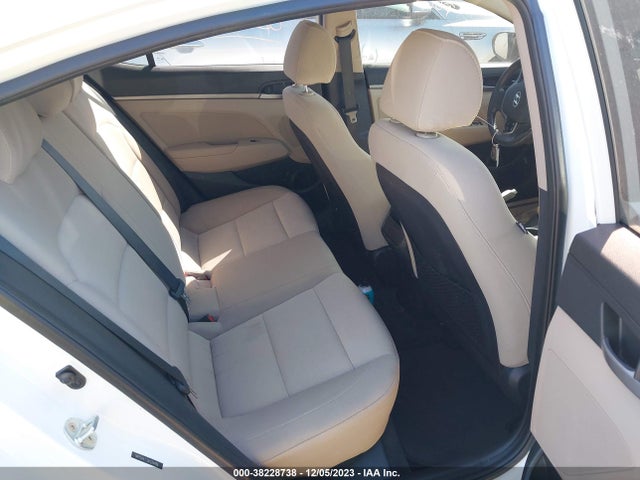 Hyundai Elantra Value Edition 2018 5NPD84LF3JH224496 Image 8