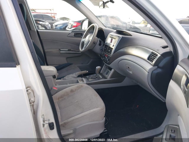 2011 SUBARU FORESTER 2.5X VIN: JF2SHABC9BH719901