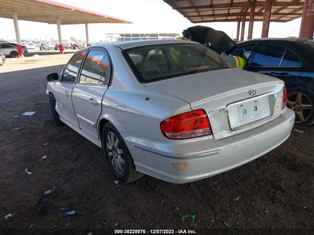 2004 HYUNDAI SONATA LX/GLS VIN: KMHWF35H64A037686