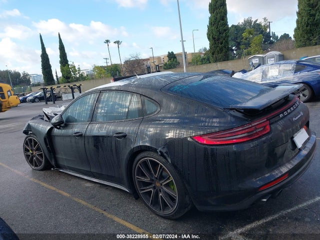 WP0AB2A74JL132569 Porsche Panamera 4s