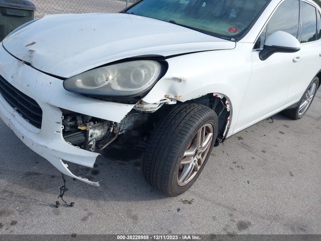 2016 PORSCHE CAYENNE WP1AA2A22GLA06368 Photo 5