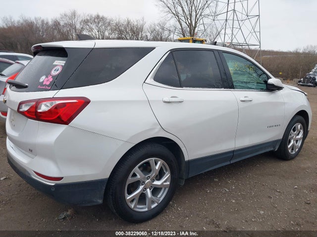 Chevrolet EQUINOX LT 2018 2GNAXJEV9J6220800 Image 13