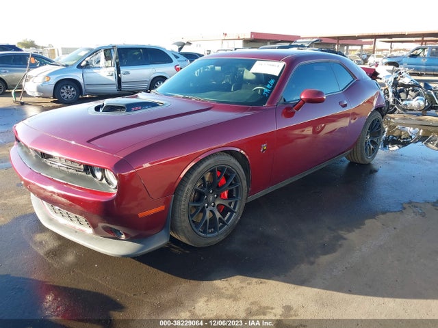 Dodge Challenger 392 Hemi Scat Pack Shaker 2018 2C3CDZFJ7JH146614 Image 2