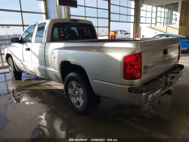 2006 DODGE DAKOTA SLT VIN: 1D7HE42KX6S573579