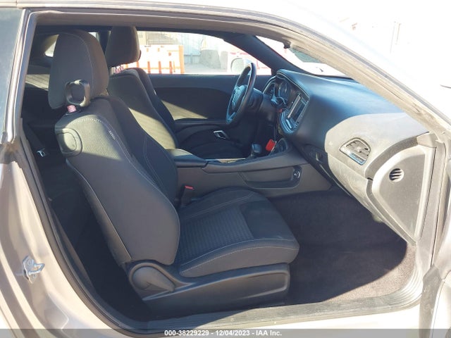 Dodge Challenger Sxt 2018 2C3CDZAG4JH241742 Image 5