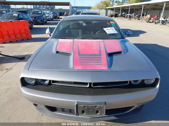 Dodge Challenger Sxt 2018 2C3CDZAG4JH241742 Image 6