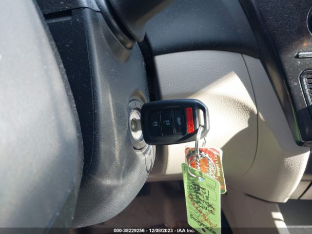 2HGFB2F70FH546386 Honda CIVIC SE