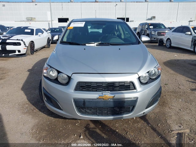 Chevrolet SONIC LT 2017 1G1JD5SH0H4107720 Image 13