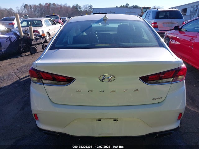 2018 HYUNDAI SONATA SPORT VIN: 5NPE34AF3JH701336