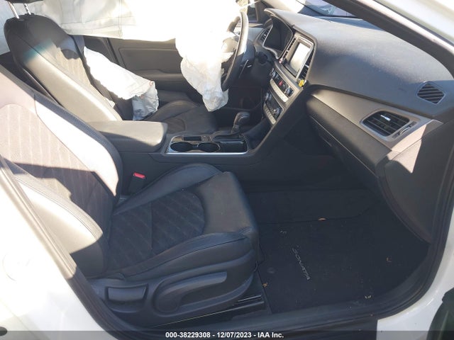 2018 HYUNDAI SONATA SPORT VIN: 5NPE34AF3JH701336