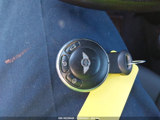 2012 MINI COOPER WMWSU3C58CT369999 Photo 10