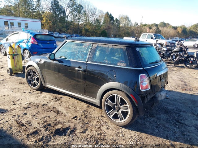 2012 MINI COOPER WMWSU3C58CT369999 Photo 2