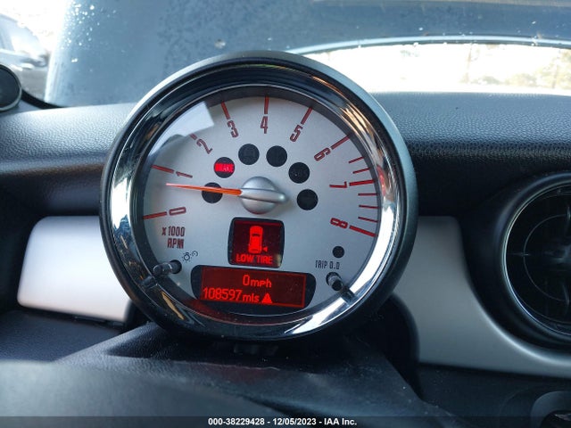 2012 MINI COOPER WMWSU3C58CT369999 Photo 6