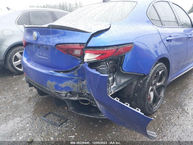 ZARFAEAVXJ7567233 Alfa Romeo Giulia Quadrifoglio Rwd