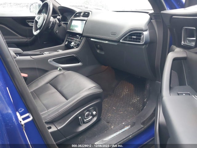 2020 JAGUAR F-PACE SADCM2FV9LA646060 Photo 4