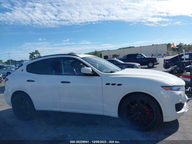 ZN661XUL0HX250697 Maserati Levante