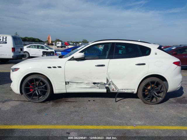 ZN661XUL0HX250697 Maserati Levante
