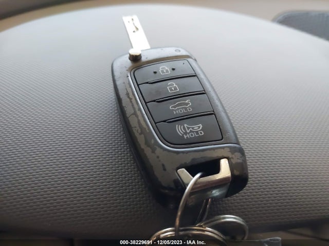 2022 HYUNDAI ELANTRA SE VIN: 5NPLL4AG1NH078465