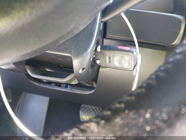 2010 VOLKSWAGEN NEW BEETLE 2.5L FINAL EDITION VIN: 3VWRG3AL1AM003269
