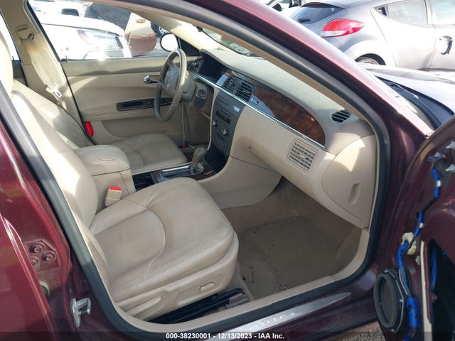 2007 Buick Lacrosse Cxl მანქანა იყიდება აუქციონზე, vin: 2G4WD582171111717, აუქციონის ნომერი: 38230001