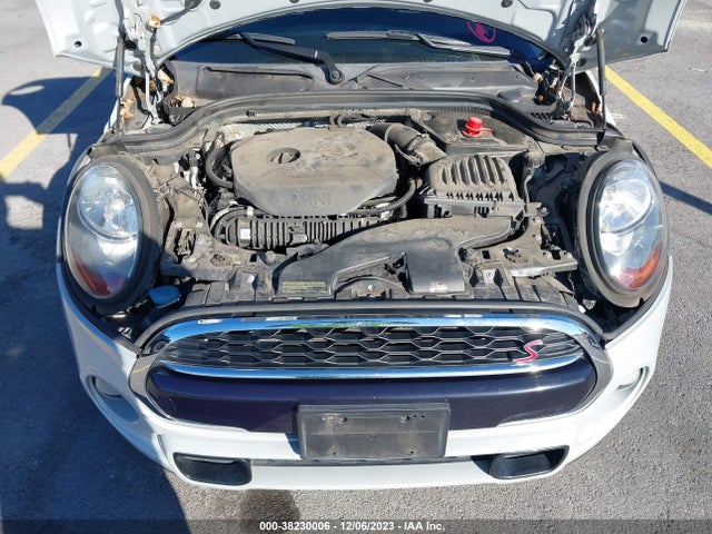 2016 MINI COOPER HARDTOP 4 DOOR WMWXU3C5XG2D28570 Photo 9