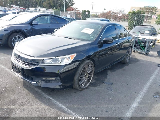 Honda ACCORD LX 2017 1HGCR2F39HA246875 Image 2