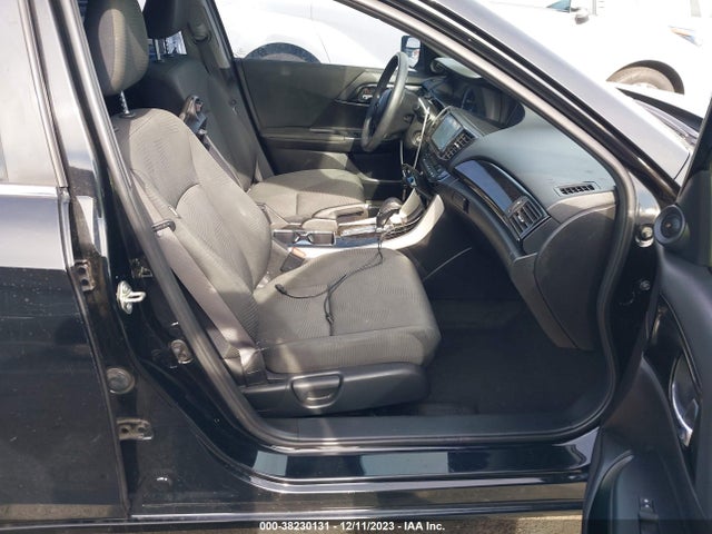 Honda ACCORD LX 2017 1HGCR2F39HA246875 Image 5