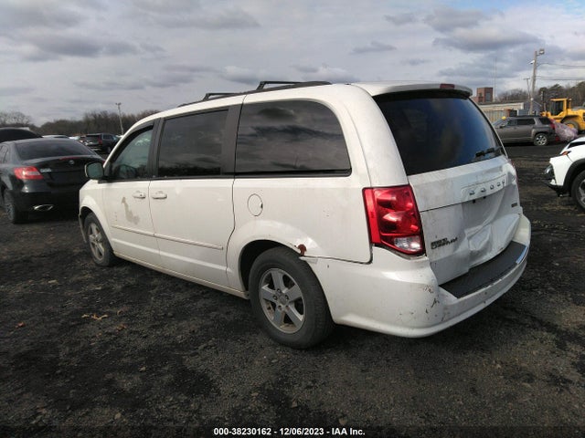 2013 DODGE GRAND CARAVAN SXT VIN: 2C4RDGCG0DR581640