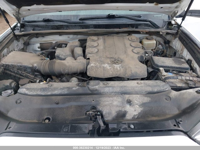 Toyota 4RUNNER SR5 2015 JTEBU5JR3F5241033 Image 10