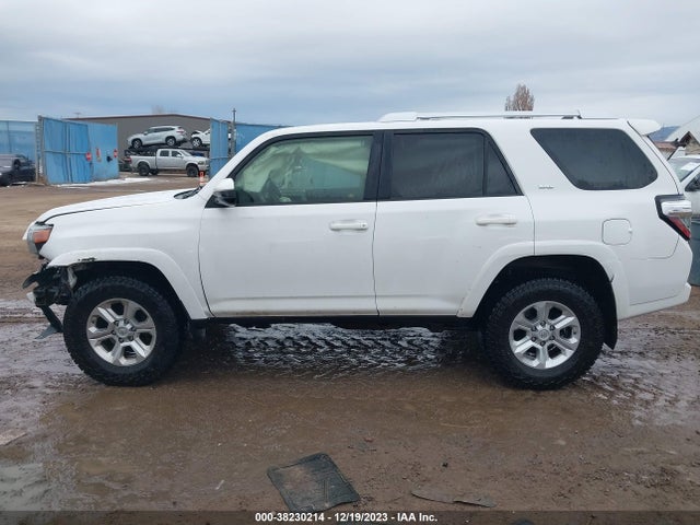 Toyota 4RUNNER SR5 2015 JTEBU5JR3F5241033 Image 14
