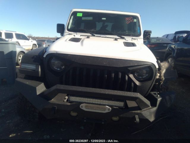 1C4HJXFG2JW174373 Jeep Wrangler Unlimited Rubicon 4x4