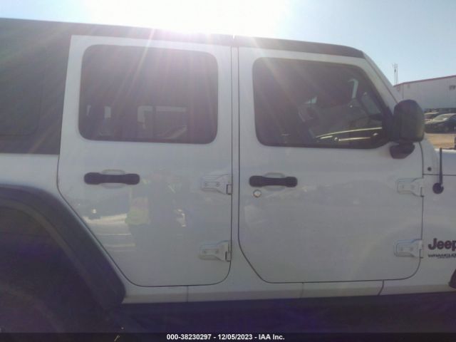 1C4HJXFG2JW174373 Jeep Wrangler Unlimited Rubicon 4x4